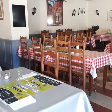 Des Touristes Hotel Vollore-Montagne