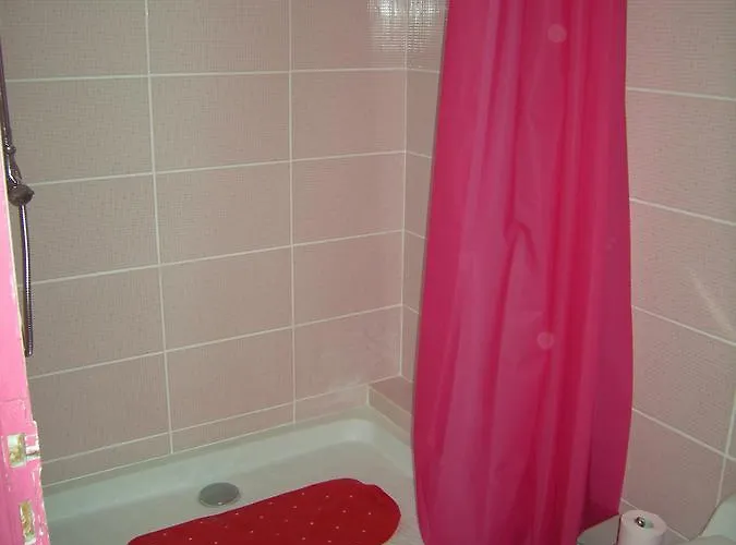 Des Touristes Szálloda *