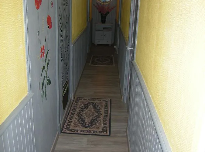 Des Touristes Szálloda