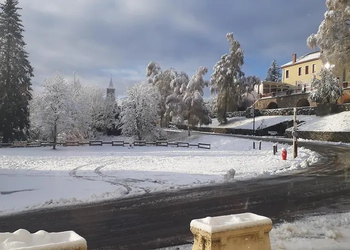 Des Touristes Szálloda *